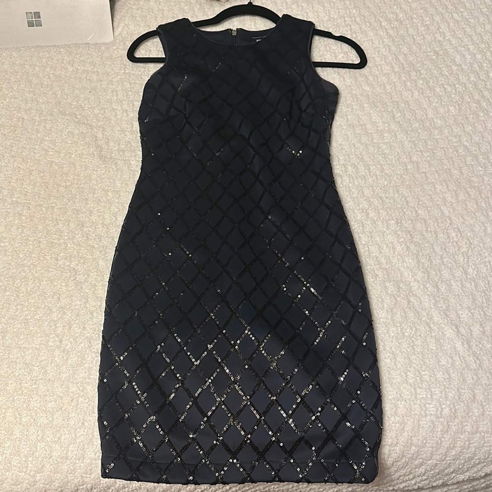 Amazing navy blue Tommy Hilfiger dress! Perfect for special occasions!